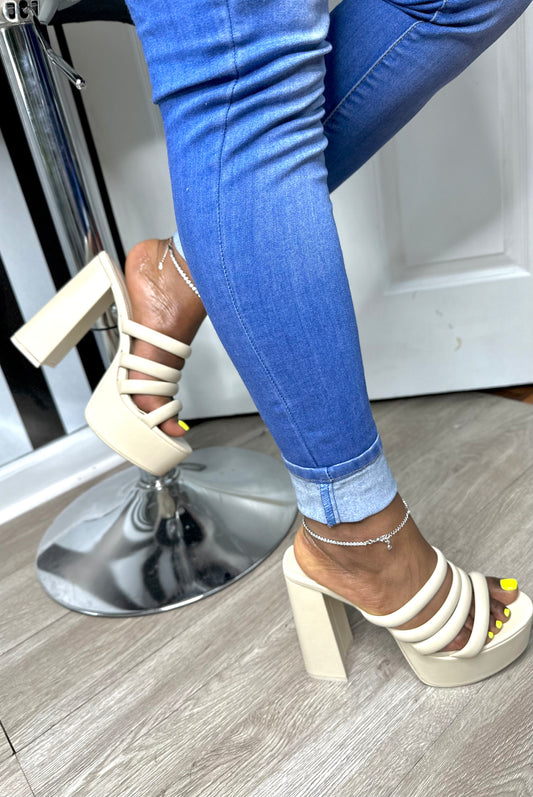 Sara Heels