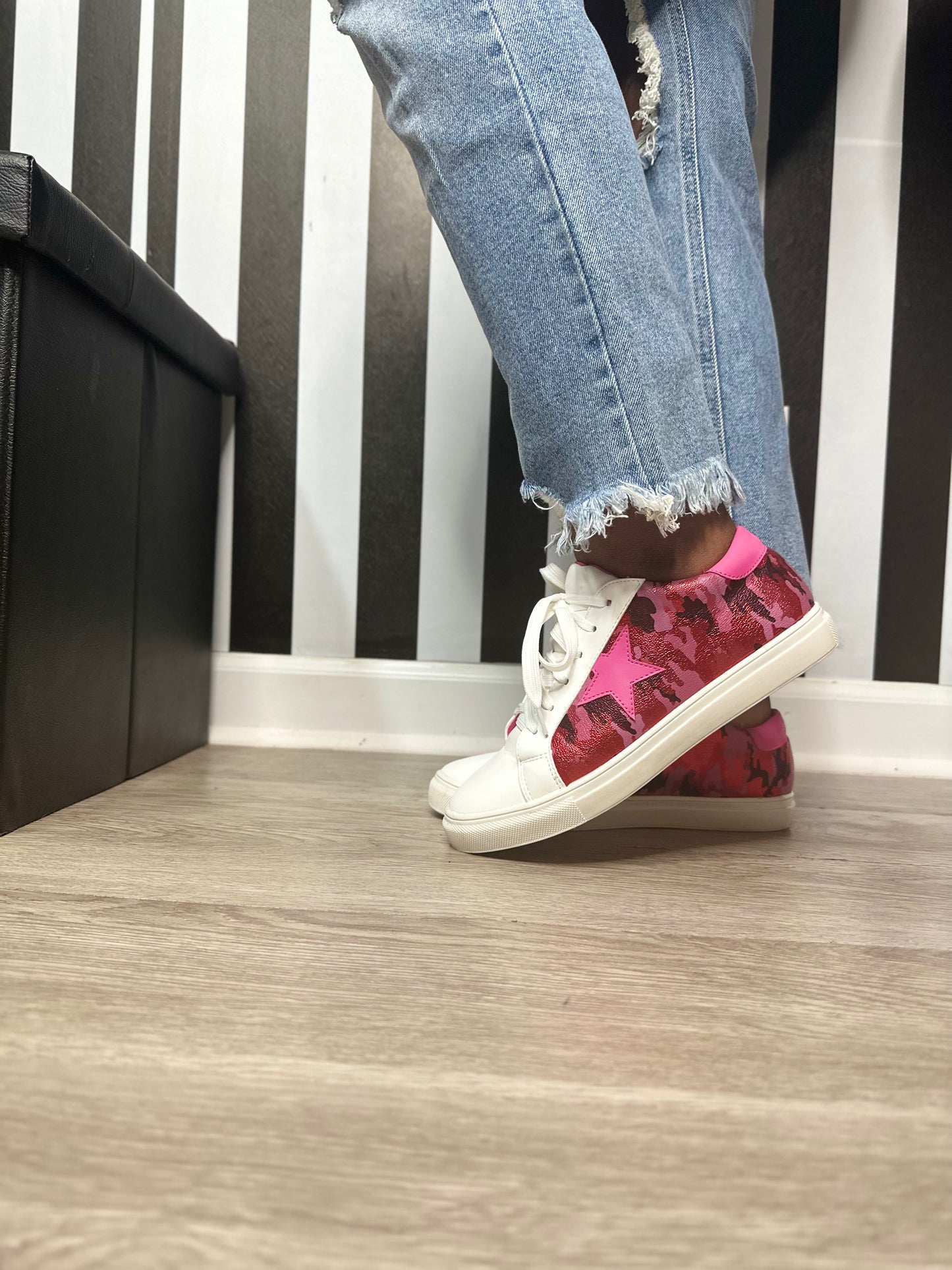 Niecy Camo Sneakers