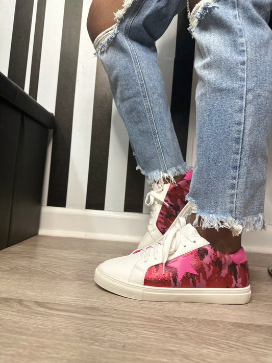Niecy Camo Sneakers